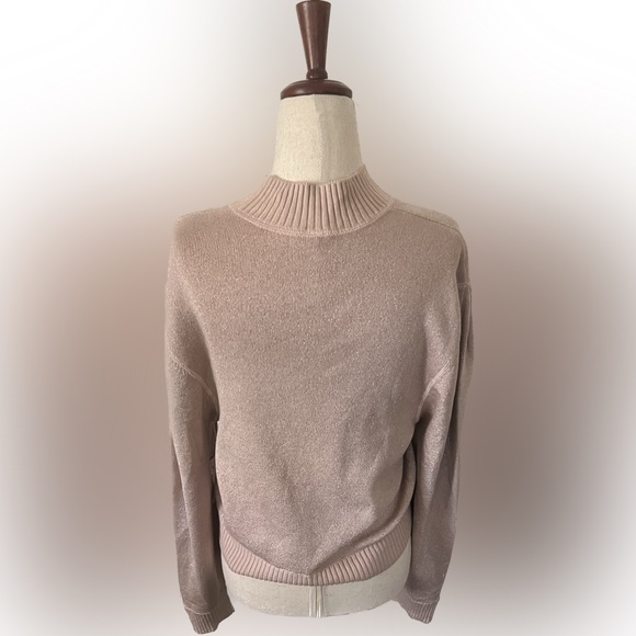 Free People -NWT- Starry Nights Shimmer Sweater- Cream Puff- Size: Medium - Picture 4 of 8